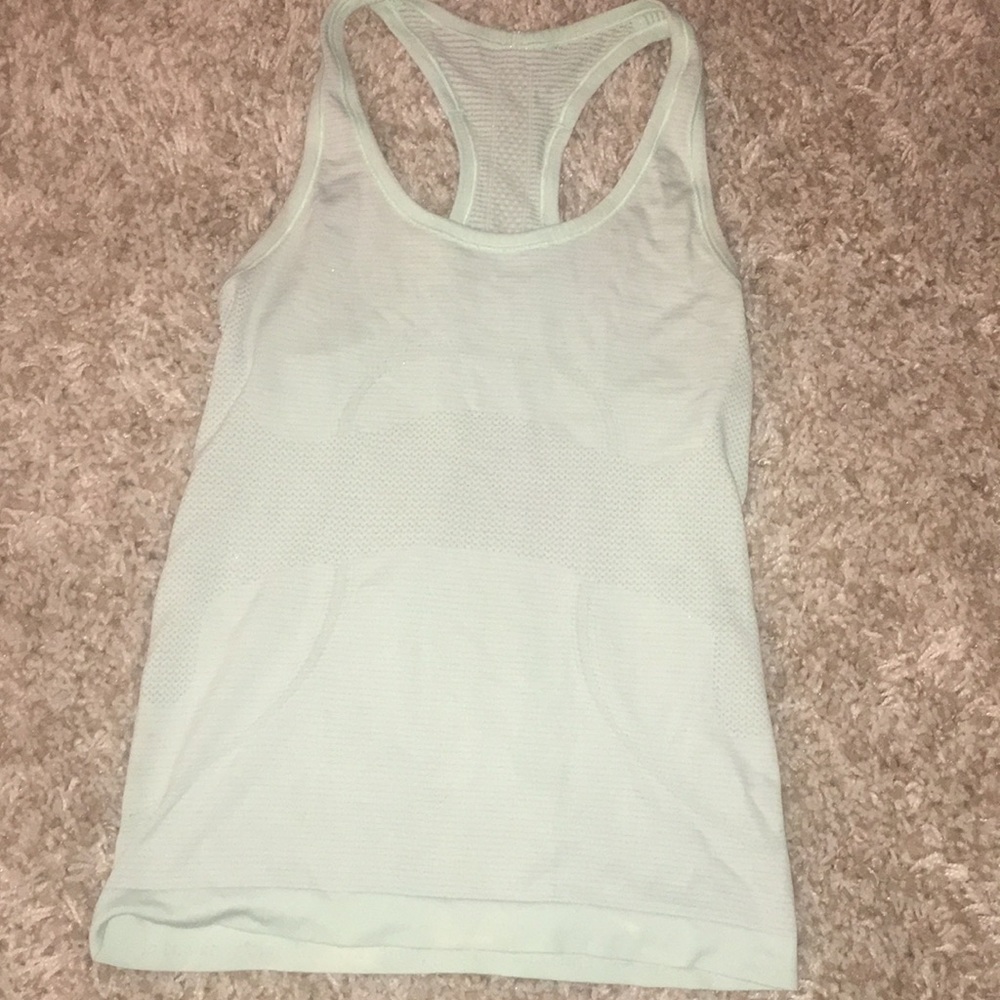 Lululemon swiftly tank size 4 light green
